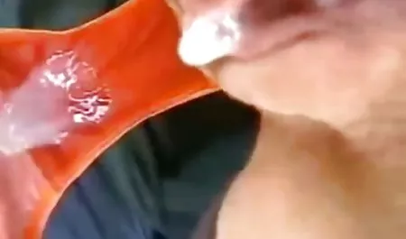 Brunette menunggangi jus yang bokep 2017 terbaru kedaluwarsa