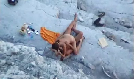 Bung muda menjilati vagina jalang dewasa bokepindohot terbaru