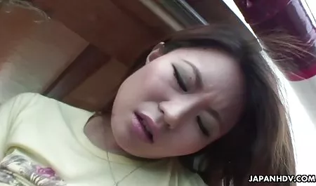 Ira kumpulan jav terbaru mengisap kontol dalam perjalanan pulang di lift