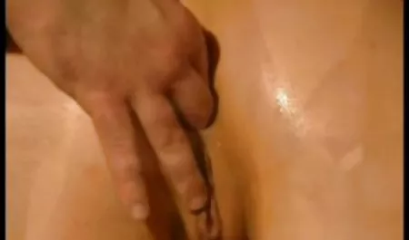 Si rambut coklat ini terus-menerus gelisah selama masturbasi, dan ketika dia gugup dia perlu bokep hentai terbaru merokok. Tapi ini tidak sedikit mengganggu si gadis dan dia masih mencapai tujuannya