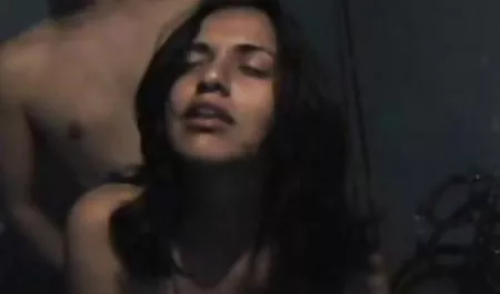 Setelah bercinta keras, dia menyelesaikan wajah temannya bokep barat cantik terbaru