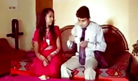 Tunggul tua itu, setelah mengundang tetangga muda yang menawan untuk mengunjunginya, berencana untuk bokep terbaru toge bersenang-senang dengannya