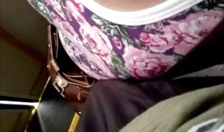 Pirang Alexa Grace naik ayam hitam besar dan menelan cum bekop terbaru