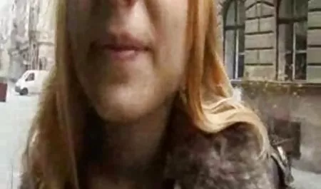 Bung memukul bopek terbaru lubang anal brunette muda dengan penisnya yang besar