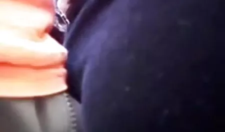 Pirang gemuk dengan payudara besar bokepstreamingterbaru meraba dildo vagina