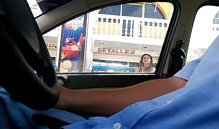 Bung meniduri imut dengan kontol tebal dan menuangkan sperma ke dalam mulutnya bokpe terbaru